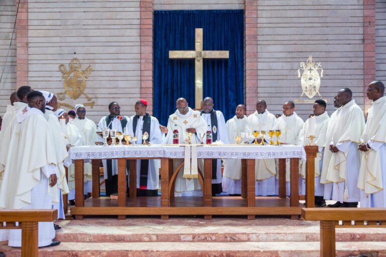 ‎SERVICE FOR THE INDUCTION OF THE DIOCESAN VICAR GENERAL, INSTALLATION OF ARCHDEACONS, ORDINATION OF PRIESTS, MAKING OF DEACONS, COMMISSIONING OF AREA DEANS, AND RENEWAL OF PRIESTLY VOWS